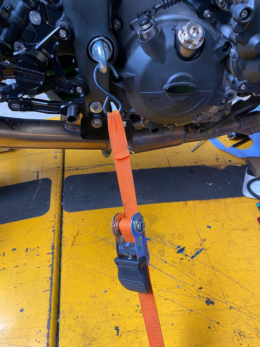 Kawasaki ZX7R NINJA Tie Down EYE BOLT swingarm Contactless Strap TRACK RACE  DAY