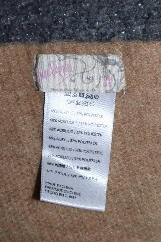 Free People Scarf Women One Size Beige Oversized Super Soft Fringe Bohemian EUC - Image 3 of 3