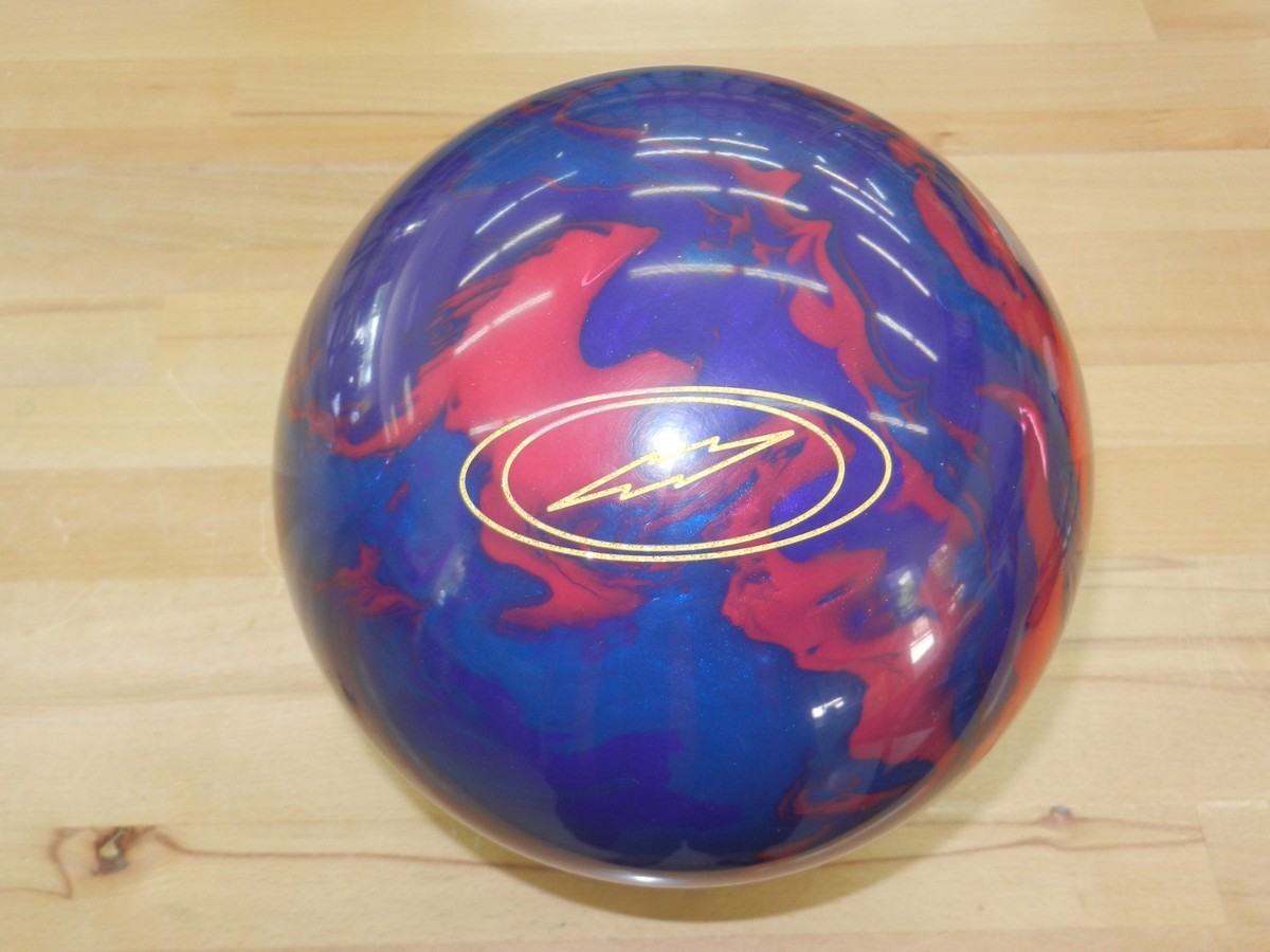 NIB 15# Storm Phaze II Pearl Bowling Ball w/Specs of 15.2/3-3.5