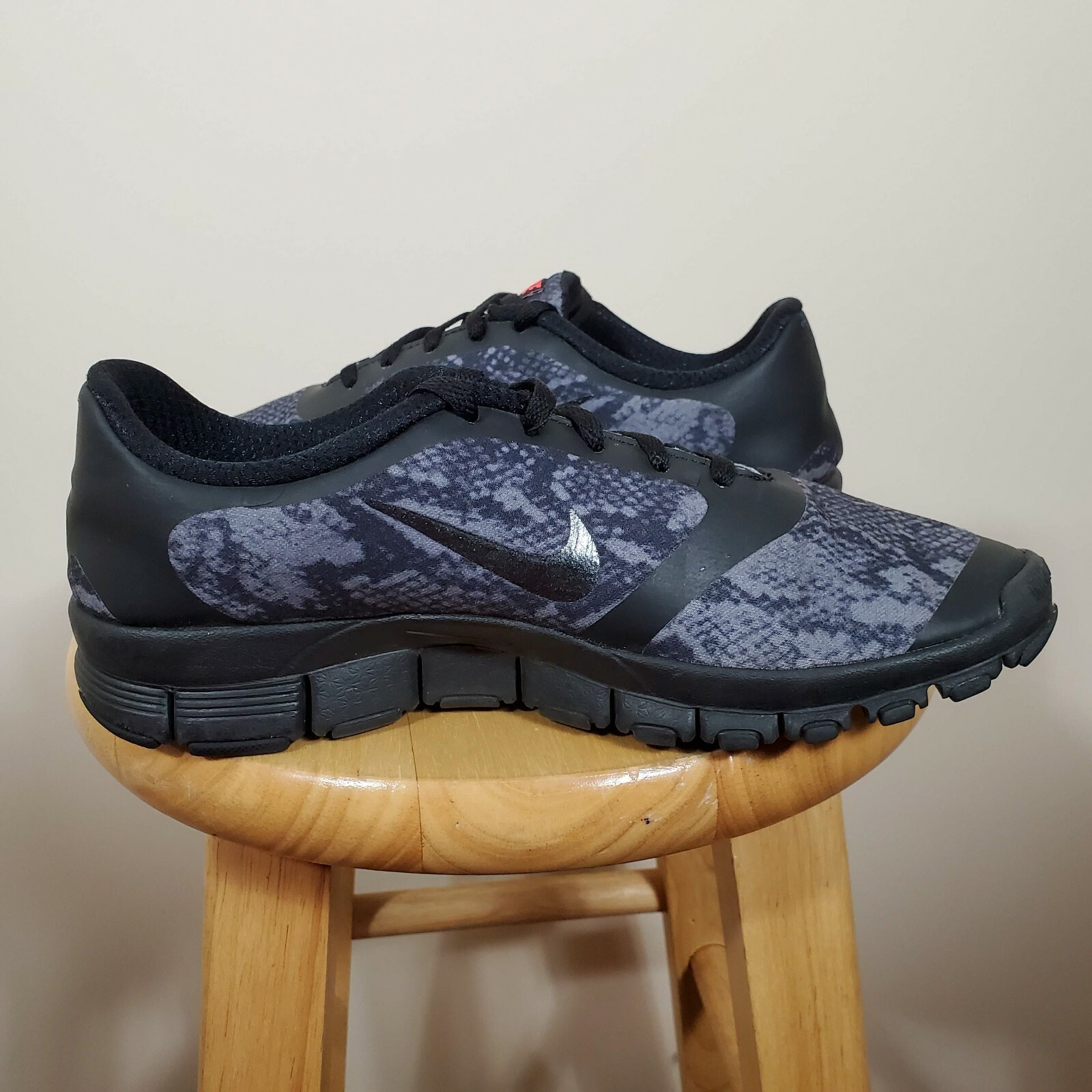 nike free trainer 5.0 v4 sale