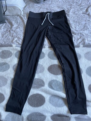  Decathlon Quechua schwarze Gym Leggings Lauftights Gr. M. Neu ohne Etikett.