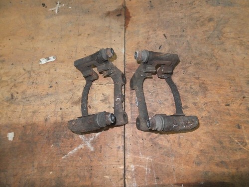 Bremssattelhalter hinten links und rechts VW Touran Bj.2003 1,9l TDI