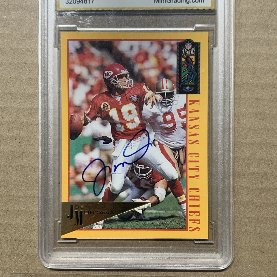 1994 NFL Experience #43 Joe Montana Autograph Authentic Auto Gold in COA Graded - Image 4 of 4