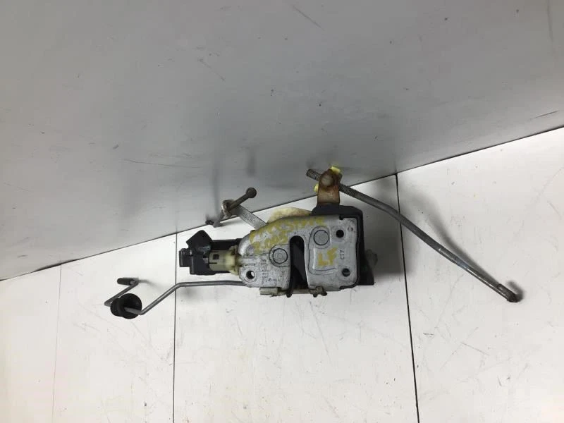 ЗАВОДСКАЯ ЗАЩЕЛКА ЗАМКА ПЕРЕДНЕЙ ЛЕВОЙ ВОДИТЕЛЬСКОЙ ДВЕРИ FORD FREESTYLE 2005 - Изображение 4 из 4