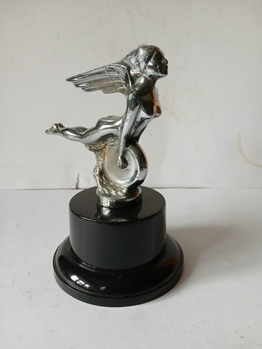 Wheeled Speed Nymph 1930s car mascot. wheeled speed nymph hood ornament. - Picture 4 of 6