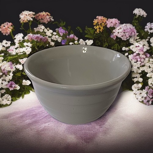 Monmouth Pottery Beehive Nesting Bowl Mixing 6" Gray Maple Leaf Vintage USA Farm - Picture 16 of 16