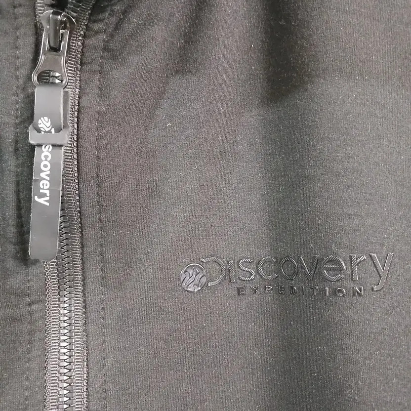 Discovery Black Softshell Jacket, Lightly Used - image 4