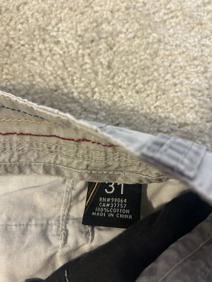 Винтажные мужские шорты-карго Billabong с вышивкой 31 камуфляж с надписью логотип - Изображение 3 из 4