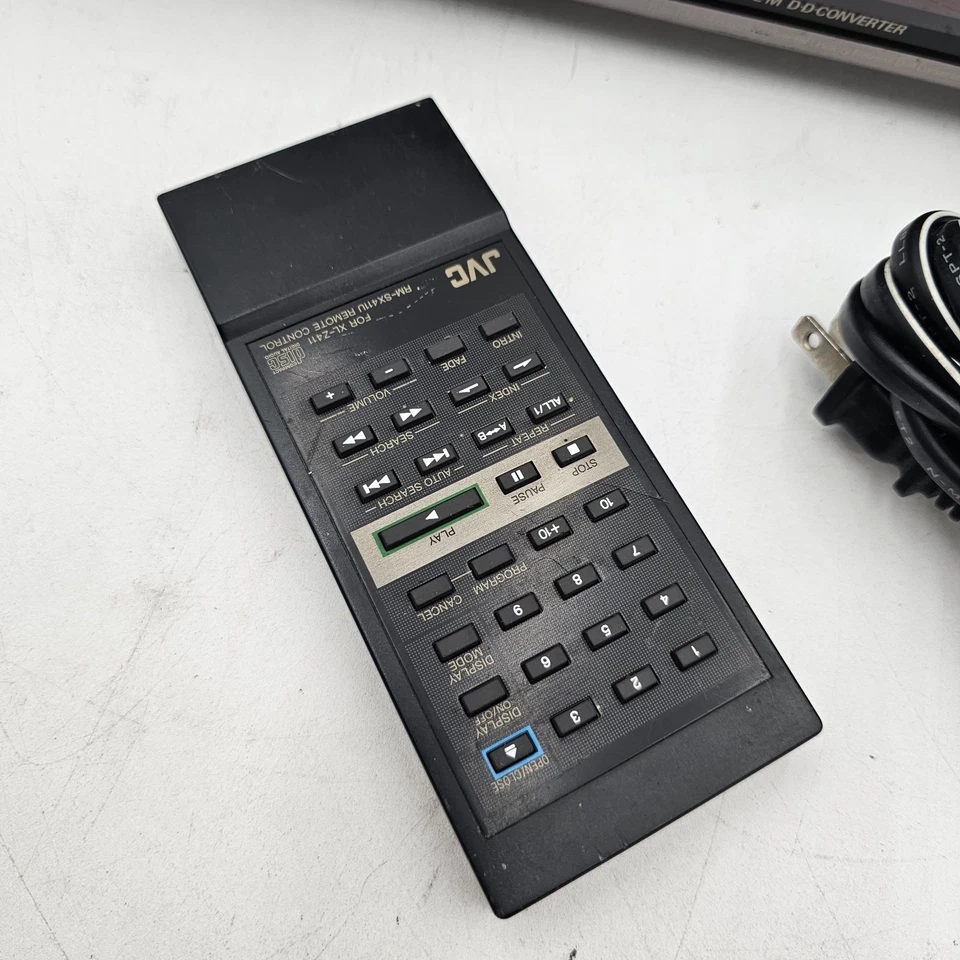 JVC Single Compact Disc CD Player XL-V261TN Works w/ Remote Bundle Video Tested - Image 2 of 4