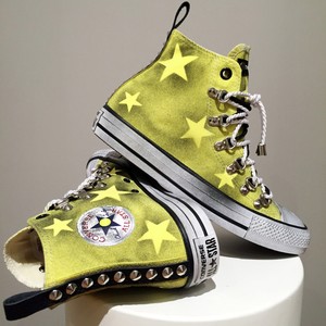 converse gialle borchie