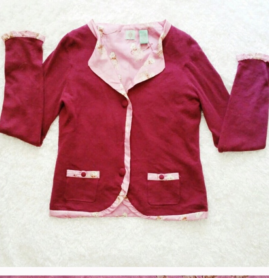 171. HWR Anthropologie Poodle Dog Cotton Angora Maroon Pink