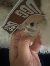ugg slippers size 6 women excellent condition