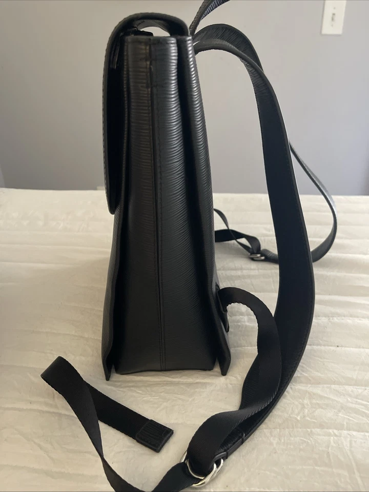 Calvin Klein Black Leather Unisex Backpack - Image 4 of 4