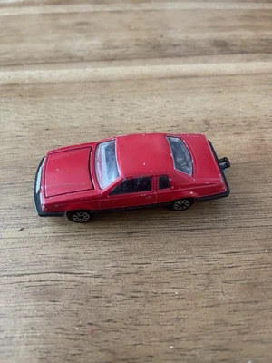 Majorette - Ford Thunderbird #217 - Vintage 1/67 Voiture Couleur Rouge - Photo 1/4