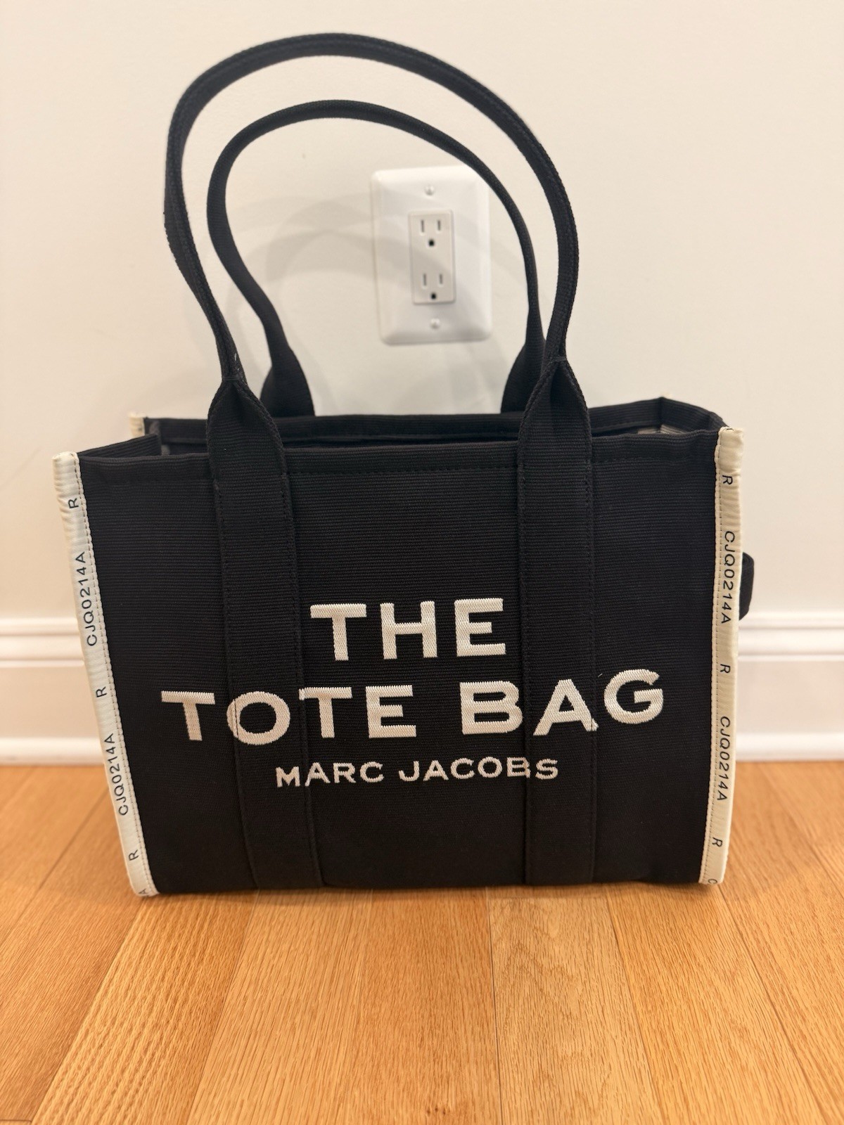 NWT Marc Jacobs Large Jacquard The Tote Bag - Black