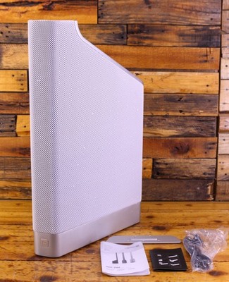 LD Systems MAUI P900 W Porsche Design Powered Column PA System, White SUBWOOFER