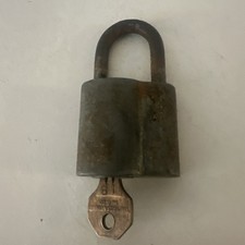VTG Small Yale Padlock Lock Works Made In USA w/ Original Key No. 18