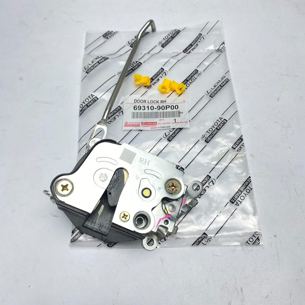 DOOR LOCK FOR TOYOTA KIJANG KF 40 KF 50 ZACE SUPER RH 69310 90P00