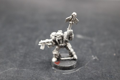 Warhammer 40K Rogue Trader Space Marine 4106 Chaplain Metal