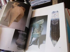 Treasures From The Shanghai Museum 6000 Years of Chinese Art - 1983, 191p illust