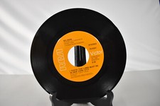 Nilsson / I Guess The Lord Must Be In New York City / Maybe  1969 RCA 0261 NM