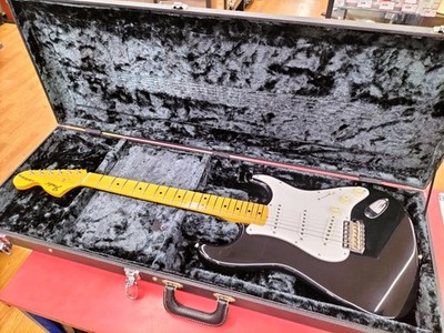 Fender Japan Jimi Hendrix Reverse Head Stratocaster Guitar ST68-RH