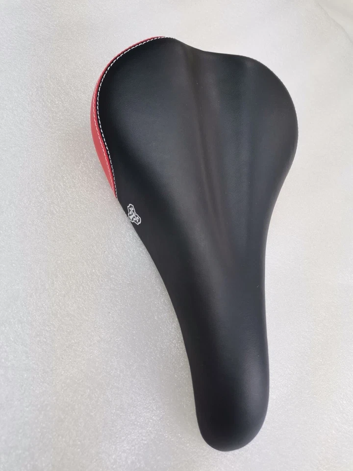 NUEVO STOCK ANTIGUO WTB PURE V SILLÍN ASIENTO NEGRO MTB BICICLETA URBANA ROJO NEGRO Foto 4 de 4