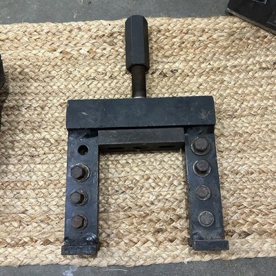 OTC Tools 7490 U-Joint Puller Remover Tool Missing One Bolt