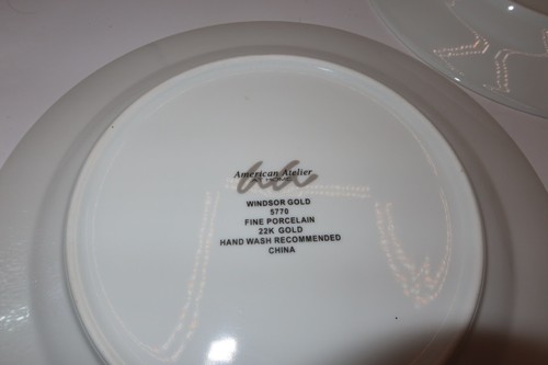 2 American Atelier 10 3/4 Inch Porcelain Plates Windsor Gold 5770 - Picture 5 of 5