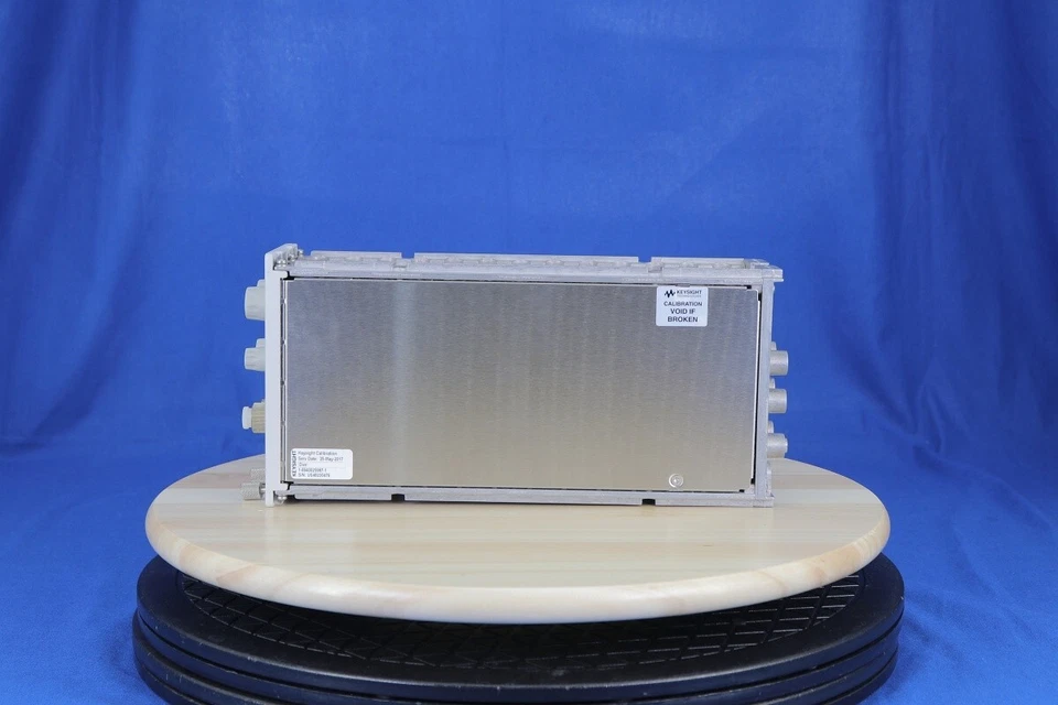 Agilent 86116C DCA Module TDR opt 025, 80GHz Electrical/ 40GHz Optical, Filter 1 - Image 3 of 4