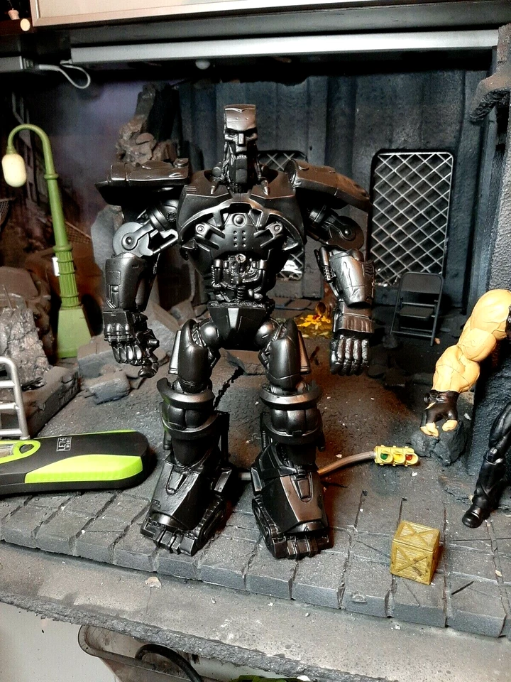 11"ABC Warrior Robot JUDGE DREDD +LED Eyes Sci-Fi Movies Vinyl Model Kit 1/9 - Image 4 of 4