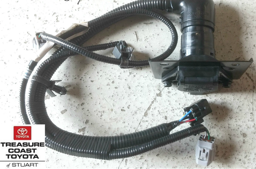 OEM TOYOTA TACOMA TOWING WIRE HARNESS PT725-35120 FITS 2012-2015 OEM TOYOTA TACOMA TOWING WIRE HARNESS PT725-35120 FITS 2012-2015