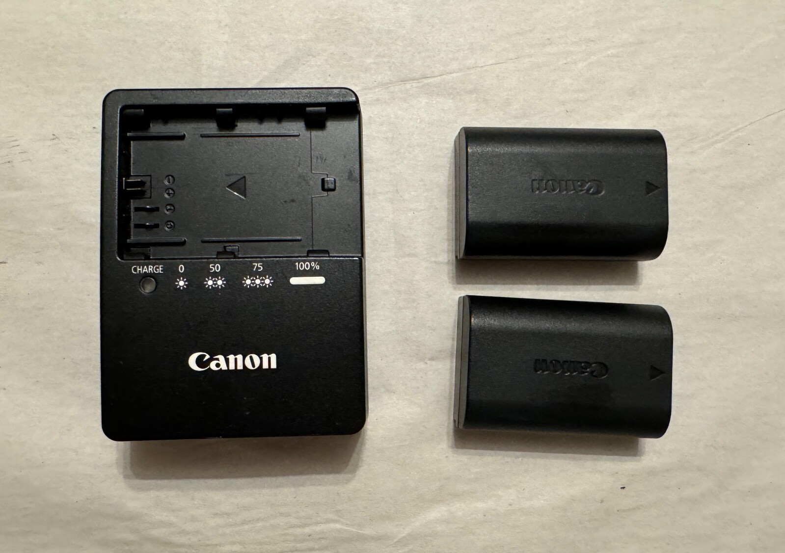 Canon LCE6 Battery Charger with two LPE6N batteries 13803104417 eBay