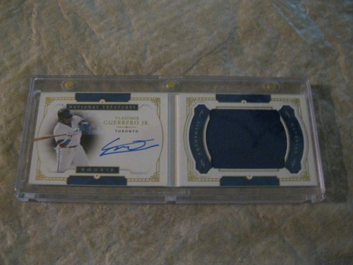 Vladimir Guerrero Jr 2019 National Treasures Auto Jumbo Patch livret RC #16/99