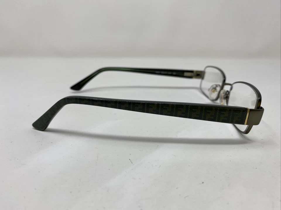 Marco de gafas de metal con borde completo oliva Fendi Italy F910 317 49-17-135 LW89 Foto 4 de 4