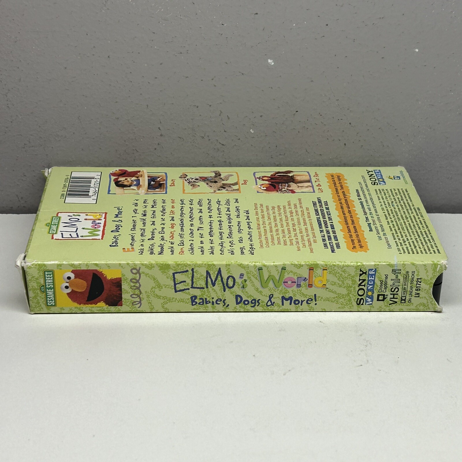 Sesame Street Elmo’s World Babies Dogs VHS Video Tape Preschool PBS Kids Show