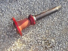 International 460 Utility Tractor Ih Rght Drive Axle W/ Hub Stud Bolts & Bearing