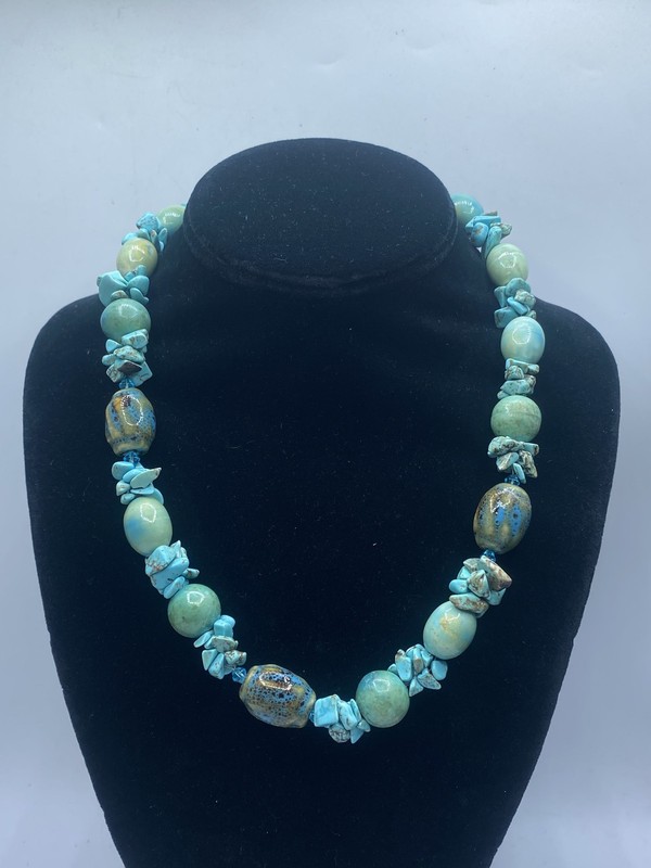 Silver Tone Turquoise Beaded Necklace 81.8g