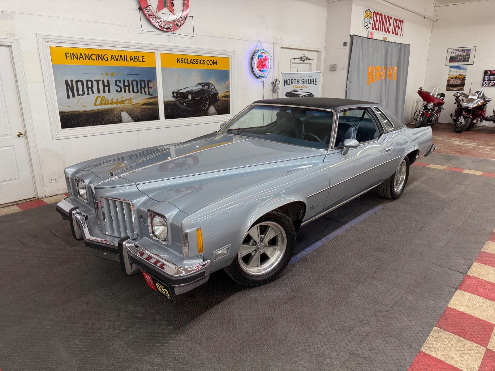 1975 Pontiac Grand Prix for sale in Mundelein Illinois