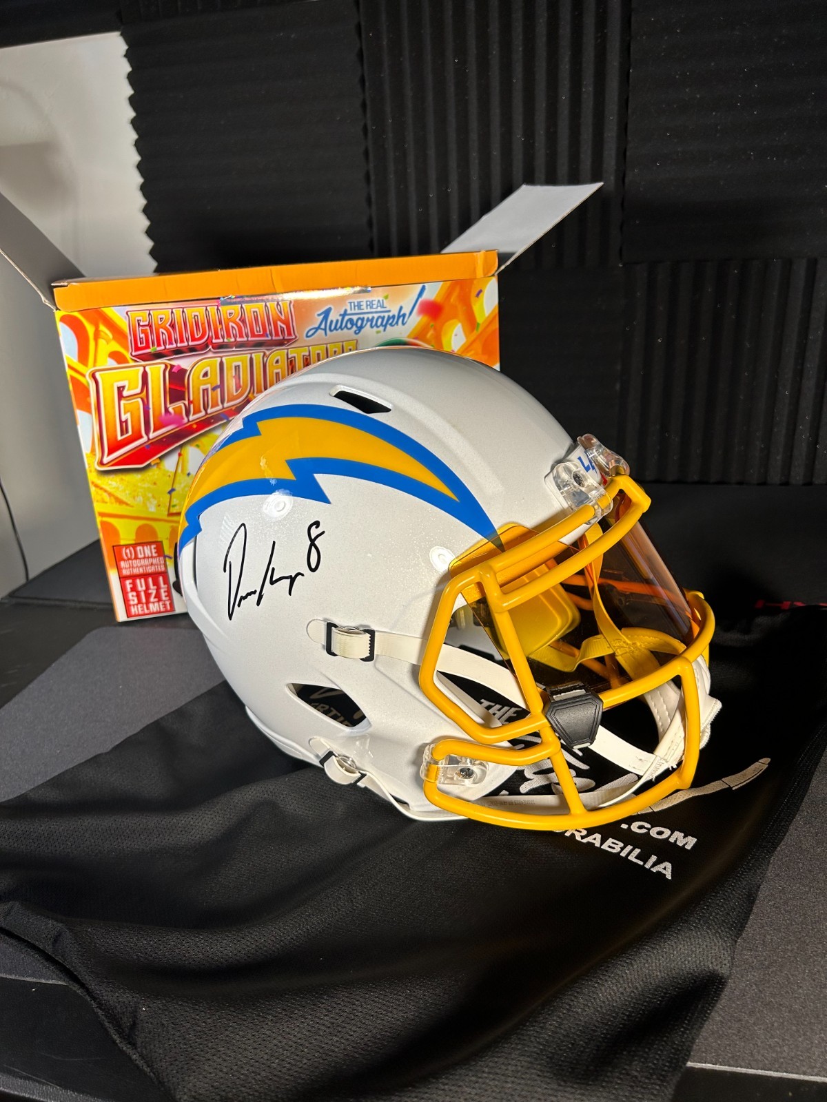 OMARION HAMPTON Autographed Signed Los Angeles Chargers SPEED REPLICA HELMET BECKETT QR 