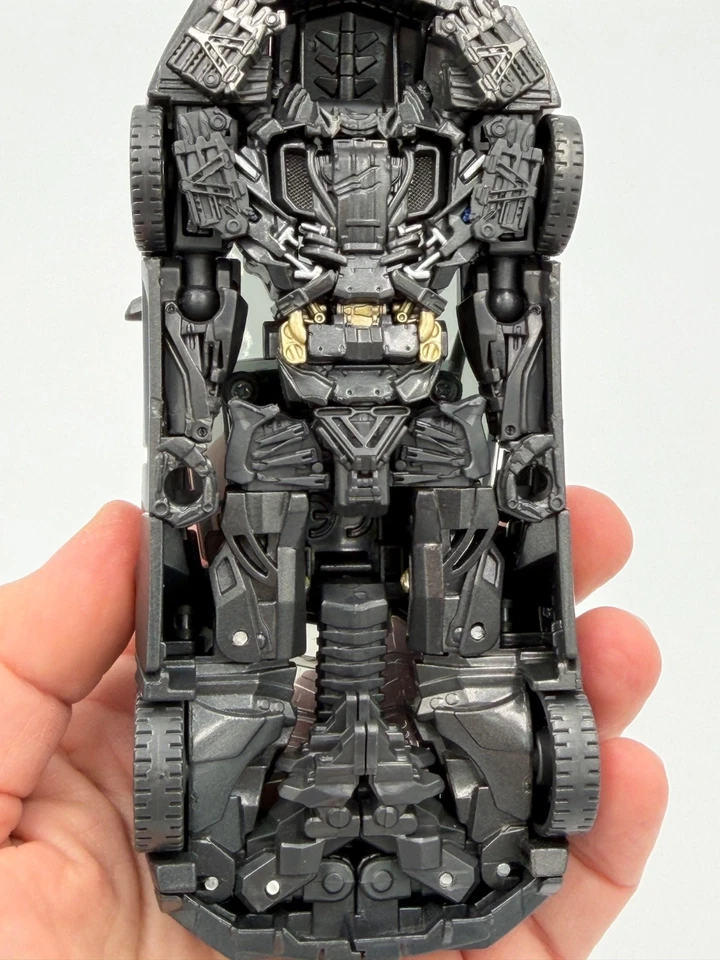 TRANSFORMERS LOCKDOWN COMPLETE STUDIO SERIES 11 AGE OF EXTINCTION DELUXE CLASS - Image 2 of 4