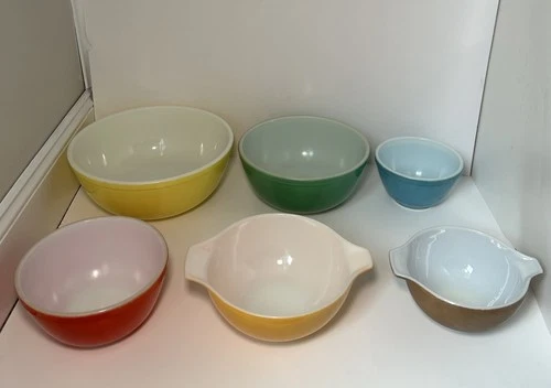 Vintage Pyrex Colored Nesting Mixing Bowls - Lot Of 6 Primary Colors