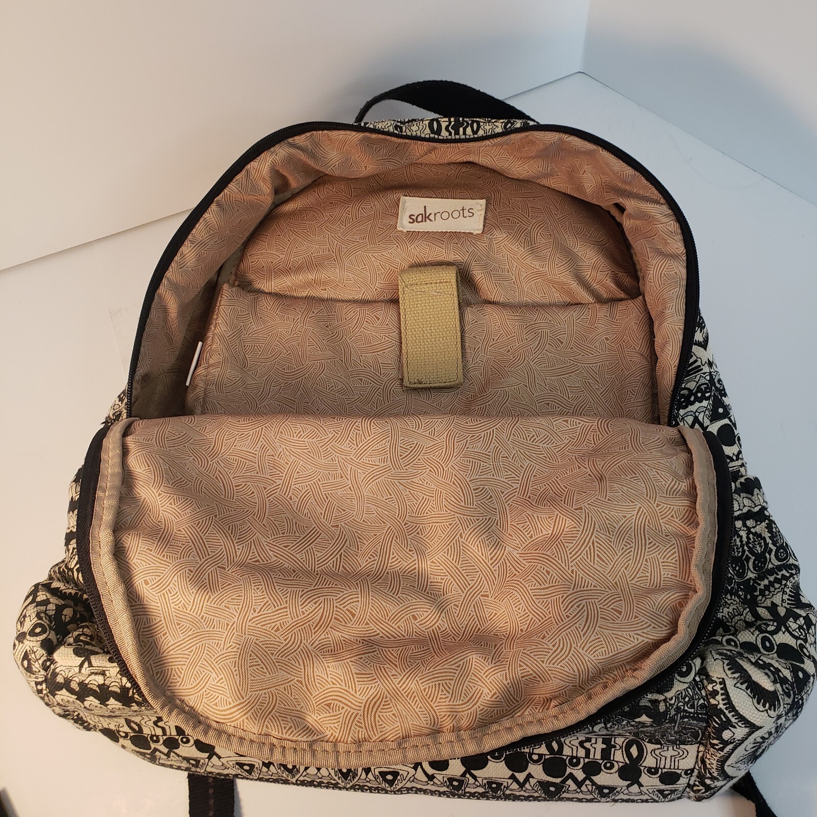 Sakroots Backpack - image 8