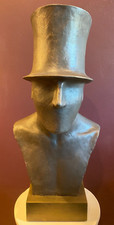 Design Toscano/Bust/Gentlemen from Middlesex/...