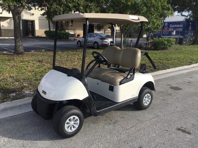 2021 WHITE EZGO RXV ELITE 2 PASSENGER SEAT GOLF CART WITH LITHIUM BATTERY 2021 WHITE EZGO RXV ELITE 2 PASSENGER SEAT GOLF CART WITH LITHIUM BATTERY