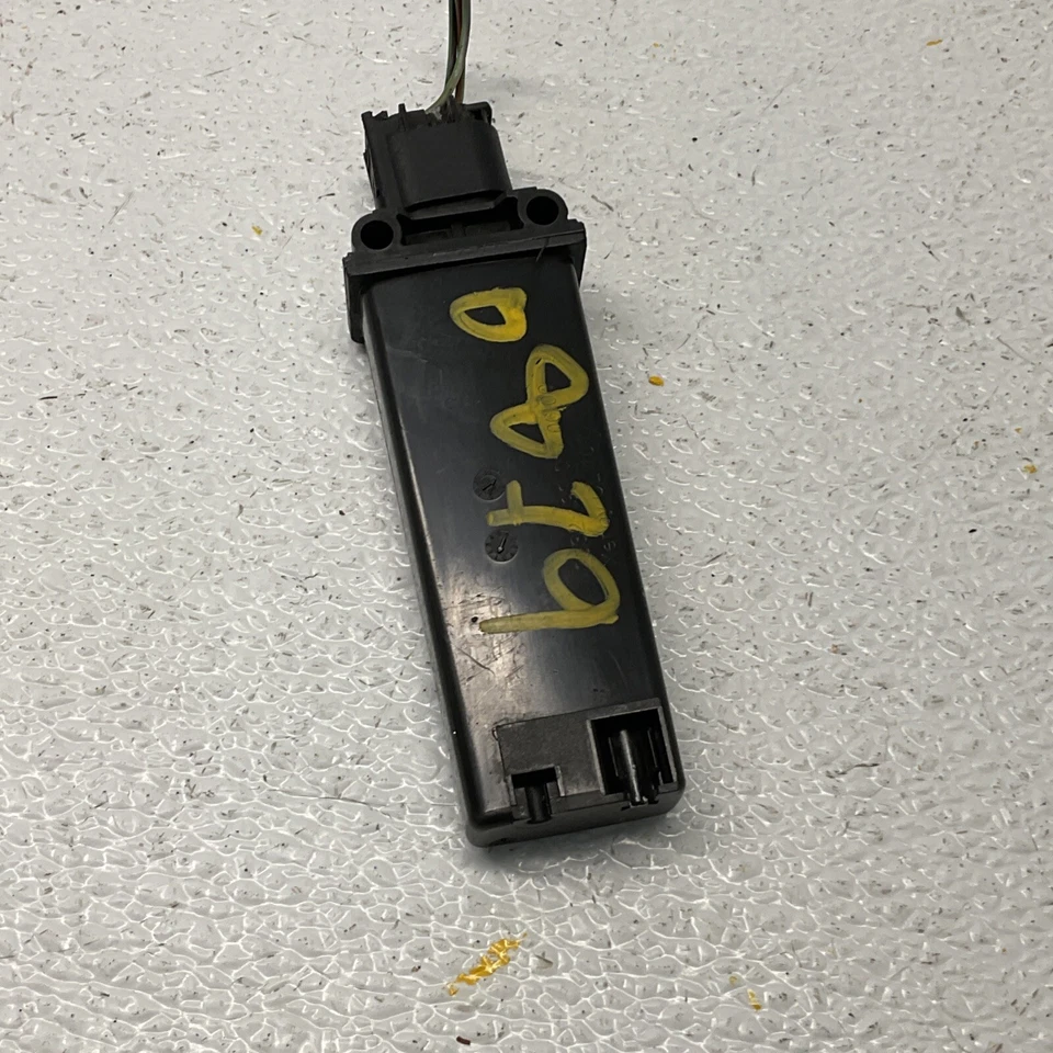 2006-2011 BMW 535i (F10) TPMS SENSOR DE PRESSÃO DE AR PNEU MÓDULO ANTENA 677104301 - Imagem 4 de 4