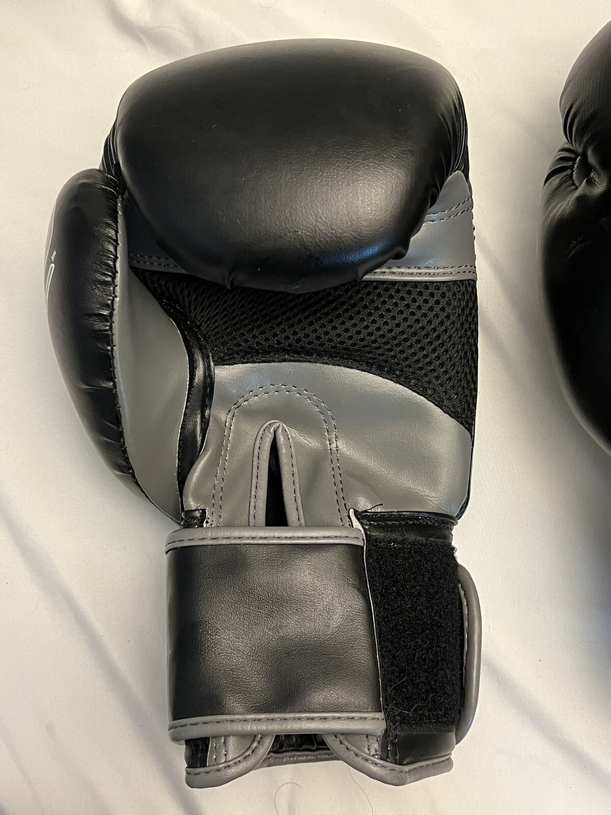 C2 BOXING TRAINING MMA MUAY THAI GLOVES BLACK/GRAY ADULT SIZE 16 OZ eBay