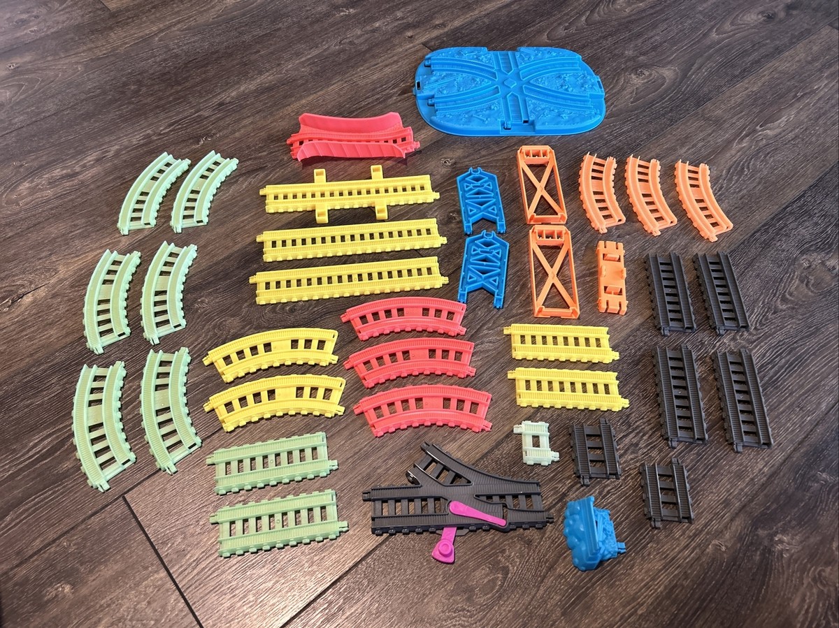 R.Troutman All Things Are Possible 新品未開封 Thomas & Friends TrackMaster Glowing Track Bucket