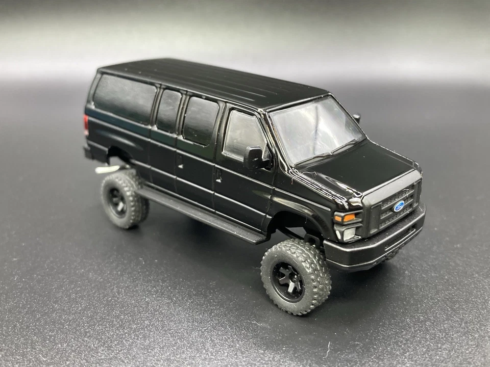 Camión Ford E350 Van Elevado 4x4 Escala 1/64 596 Diecast Personalizado E-350 Super Duty Foto 2 de 4
