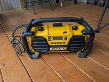 DEWALT DC012 Worksite Charger Radio Working